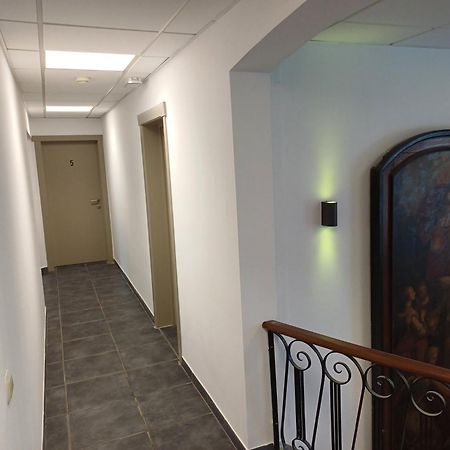 Arconaty Hotel Linter 외부 사진