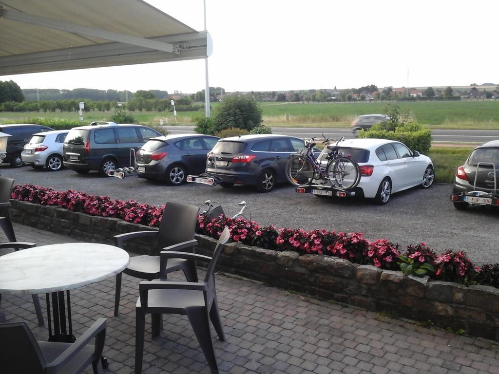 Arconaty Hotel Linter 외부 사진