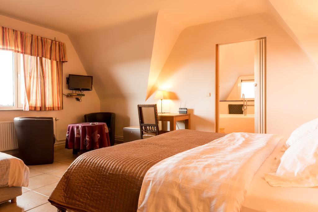 Arconaty Hotel Linter 외부 사진